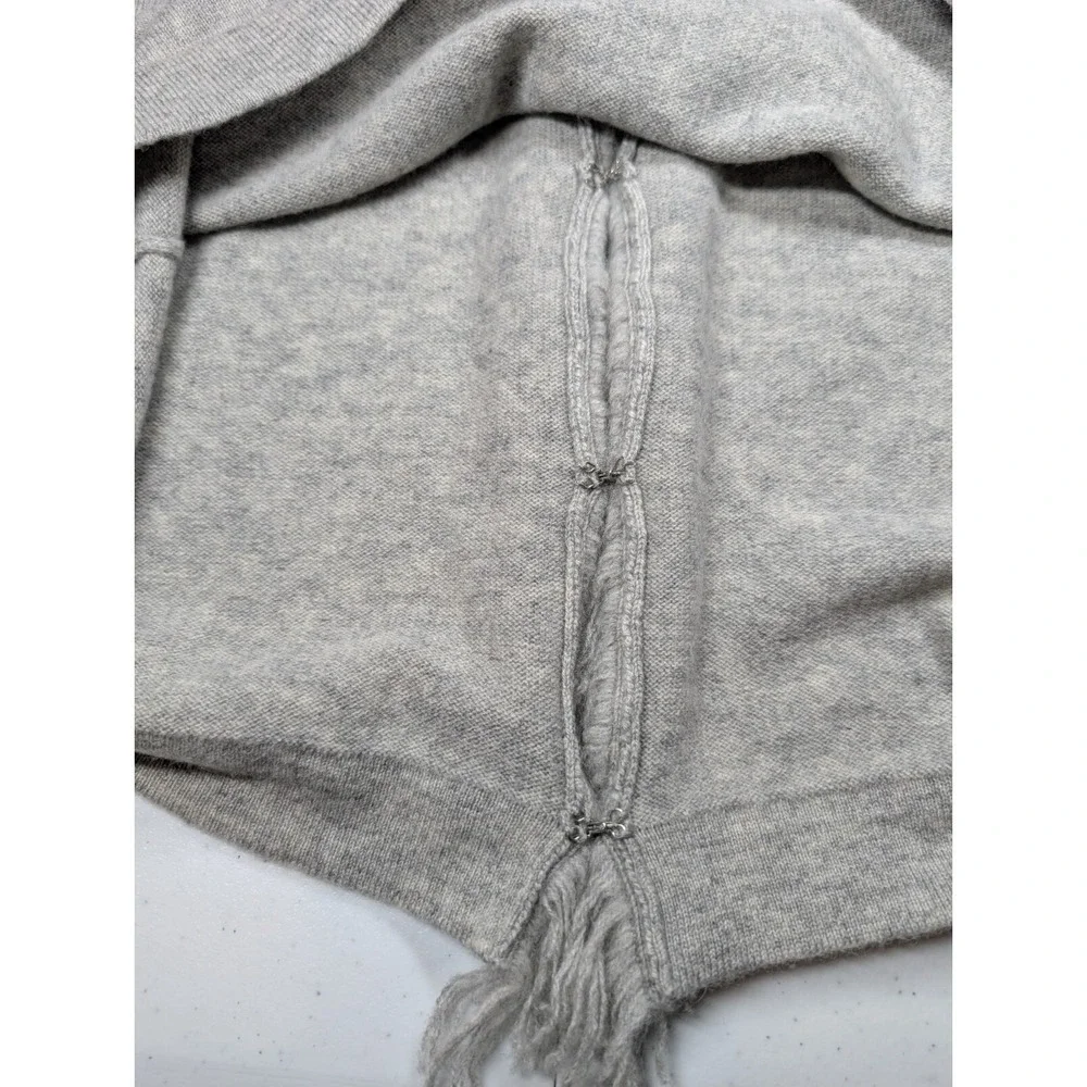 Peck & Peck  100% Pure Cashmere Cardigan Sweater Women's Large Fringe 2 Ply Gray - Picture 8 of 10
